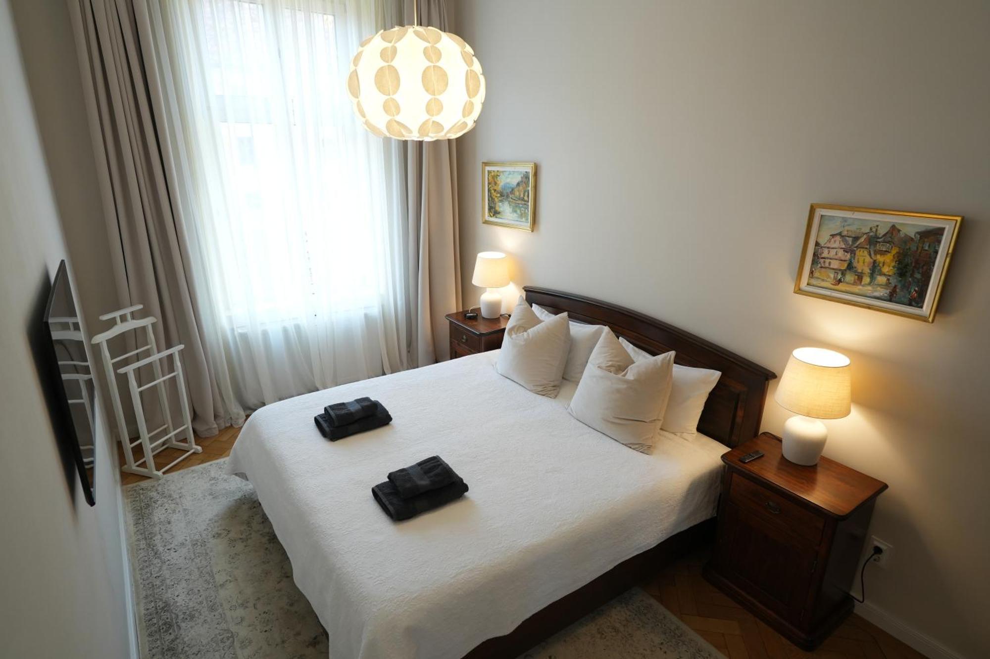 Apartment In Historic Center, Quiet Area, Ac 시비우 외부 사진