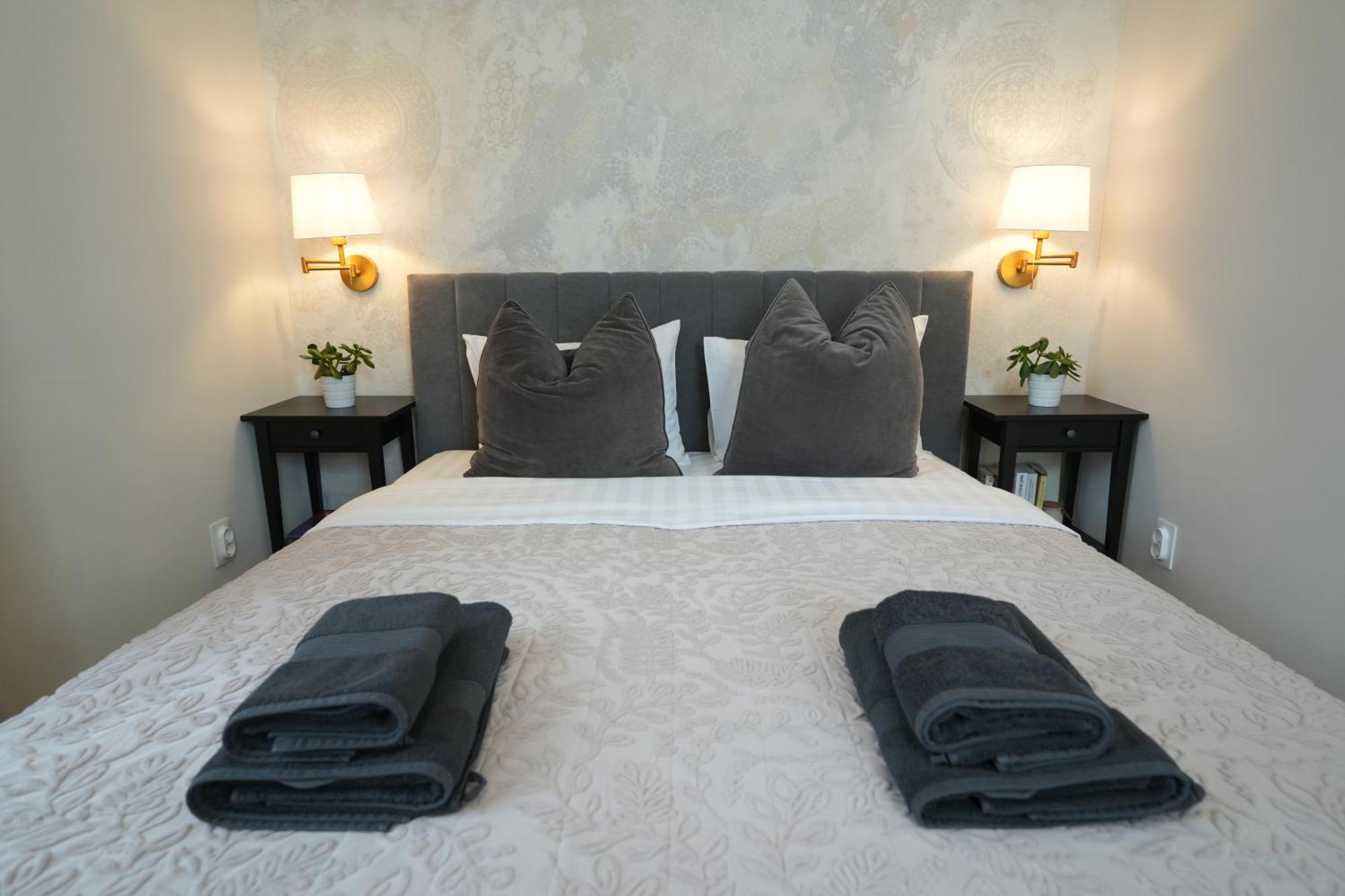 Apartment In Historic Center, Quiet Area, Ac 시비우 외부 사진