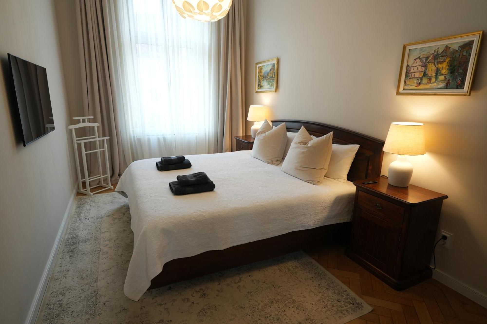 Apartment In Historic Center, Quiet Area, Ac 시비우 외부 사진